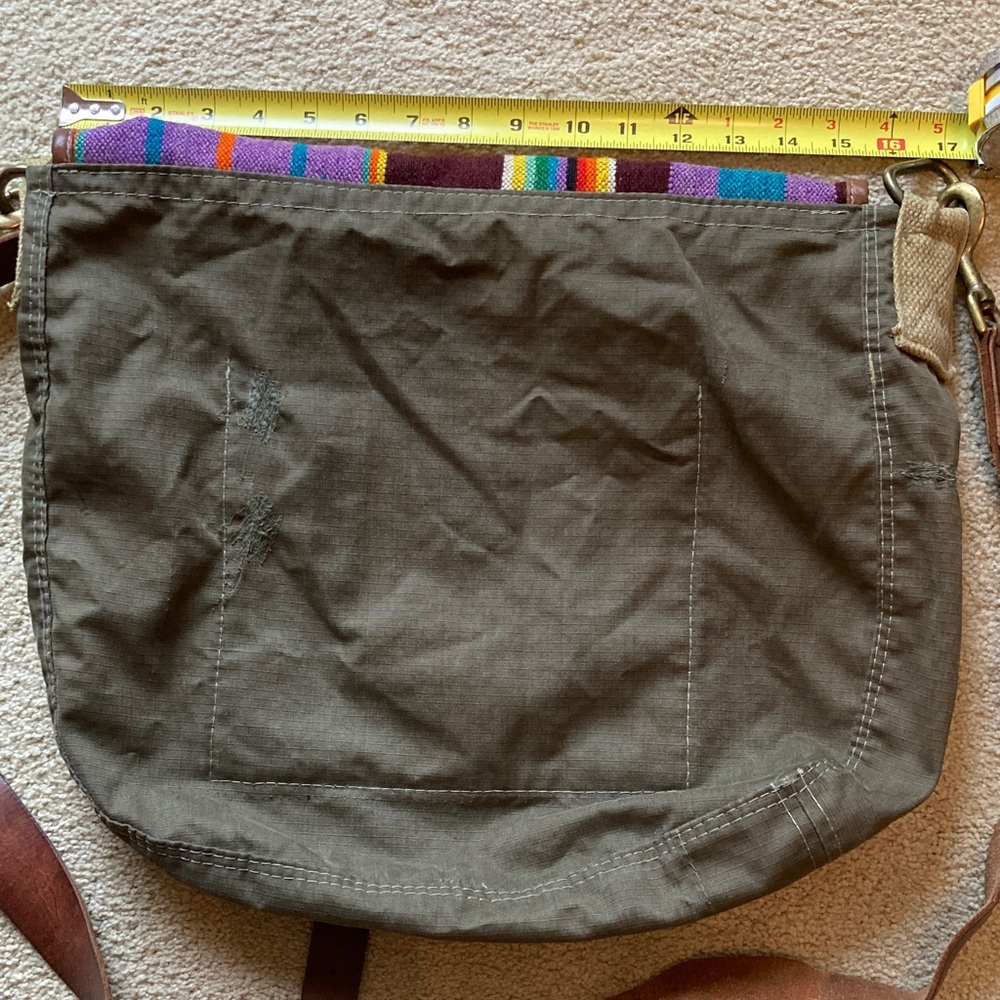 LAST CALL!! TOTEM SALVAGED Large Hobo Crossbody Serape and Canvas Bag - EUC - Picture 7 of 11